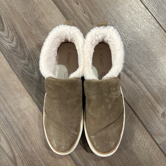 Toms Shoes - Toms Paxton Slip On Faux Fur
